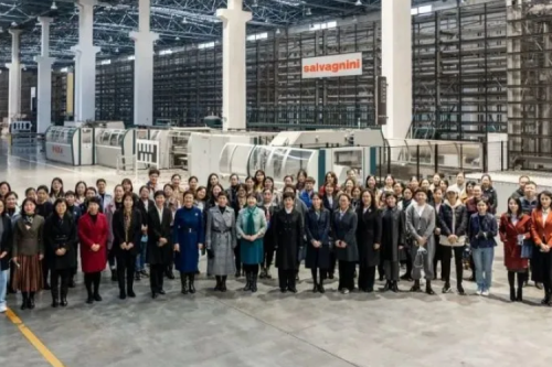 聚彩堂集团接待黑龙江省妇联领导一行莅临调研考察